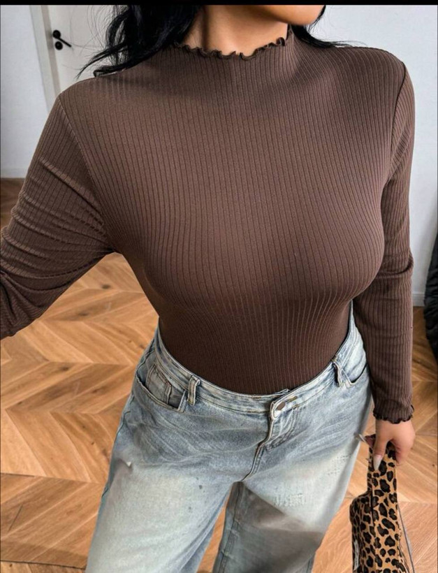 بلوزيقه ايستاده چيندار
